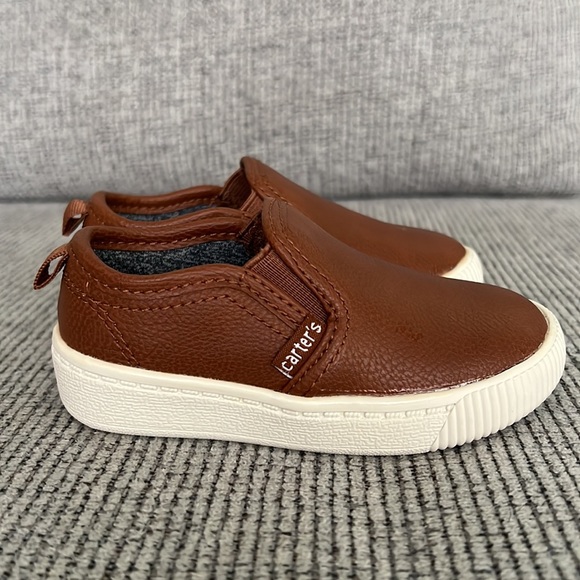 Toddler Carter’s Casual Sneakers - Picture 2 of 3